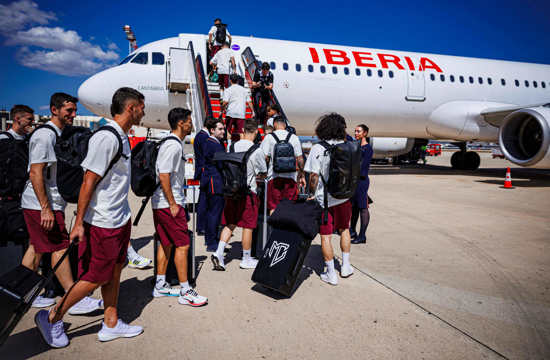 La selección española de fútbol, a seis días de su debut en la Eurocopa 2024, el sábado 15 de junio ante Croacia, viaja hoy domingo desde Palma de Mallorca hasta Stuttgart (Alemania). EFE/Pablo García/RFEF